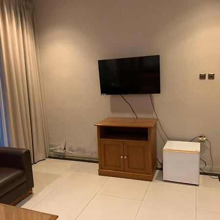 Enhaii Hotel Bandung Buitenkant foto