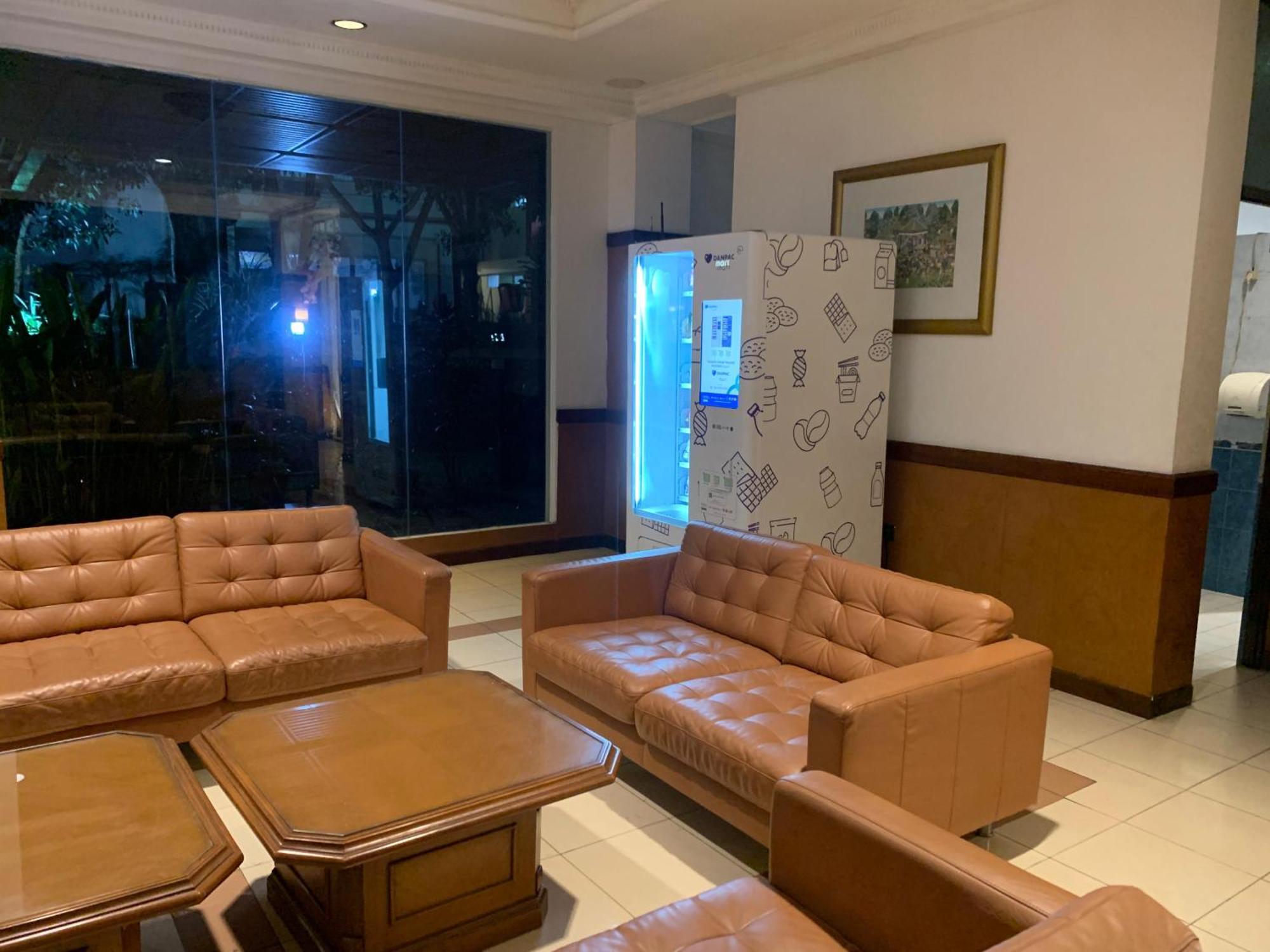 Enhaii Hotel Bandung Buitenkant foto